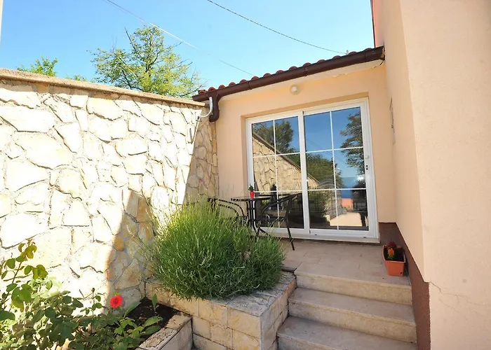 Jasna With Breathtaking Sea View, Terrace And Free Parking