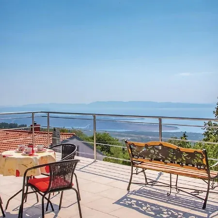 Jasna With Breathtaking Sea View, Terrace And Free Parking Apartman *