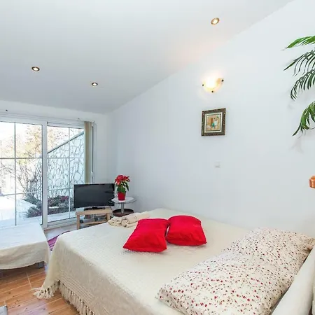 Jasna With Breathtaking Sea View, Terrace And Free Parking 아파트 *