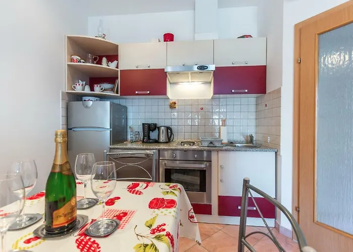 Jasna With Breathtaking Sea View, Terrace And Free Parking Apartamento *